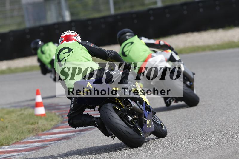 Archiv-2025/07 19.04.2025 Speer Racing ADR/Instruktorentraining/backside